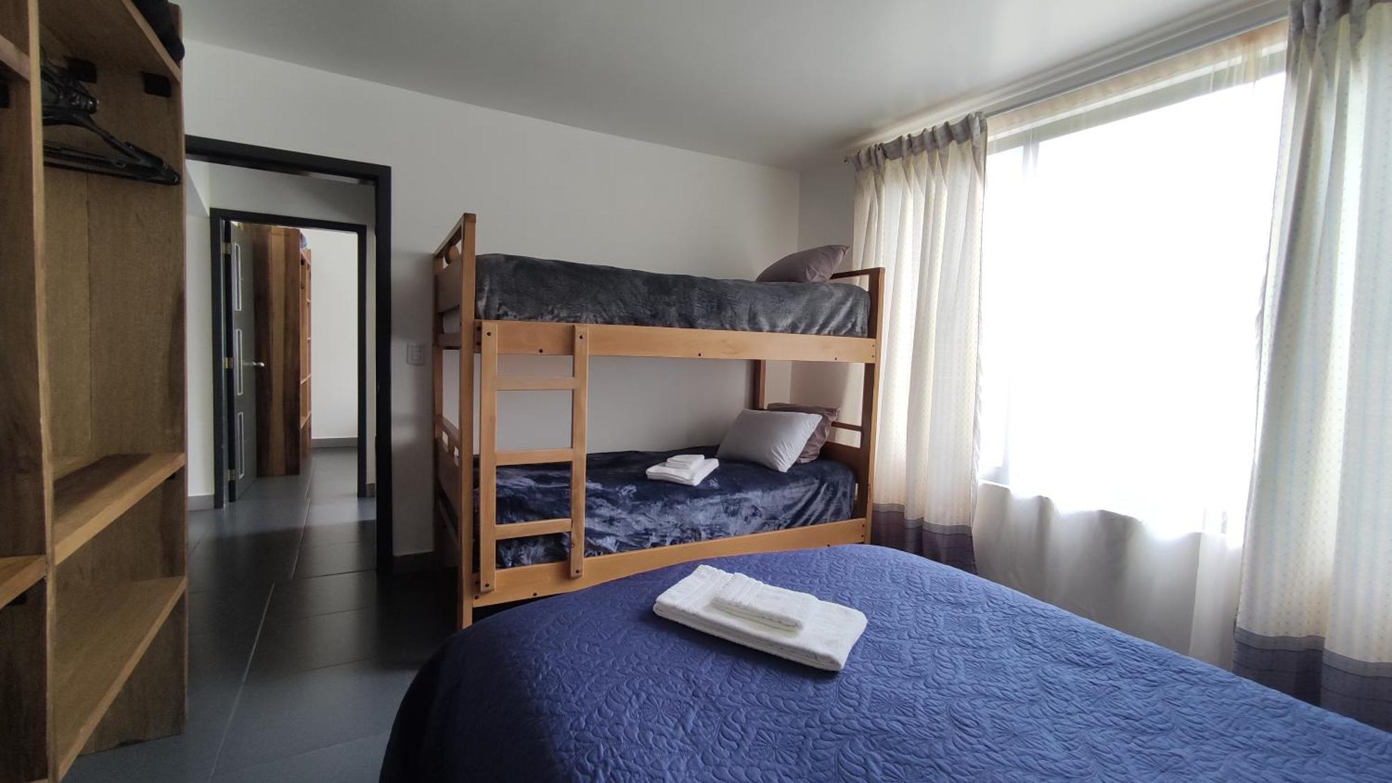 Elegante Apartamento Con Vistas Al Volcan Tungurahua Baños Rum bild
